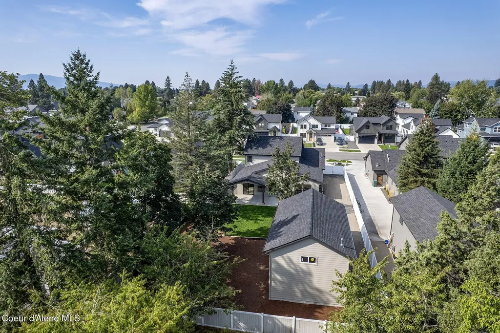 9092 N. Raintree Lane Hayden ID 83835