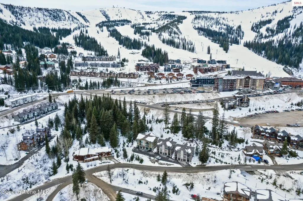 8705 Schweitzer Mtn Road Sandpoint ID 83864