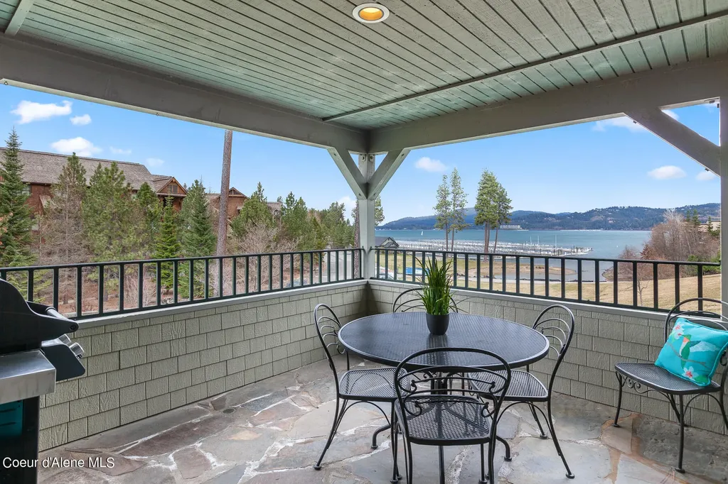 4732 S Arrow Point Drive Harrison ID 83833