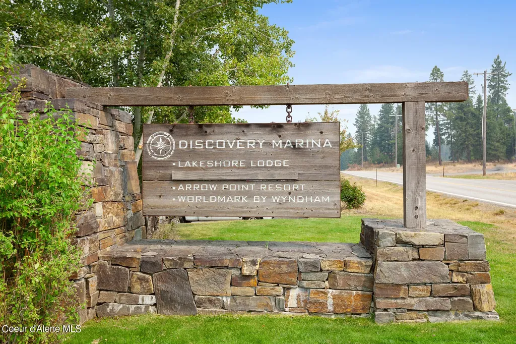 4732 S Arrow Point Drive Harrison ID 83833
