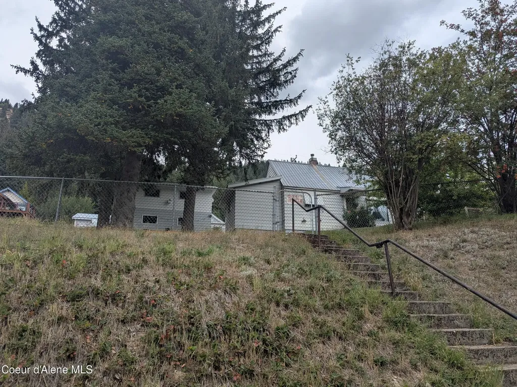 721 Hunter Street Mullan ID 83846