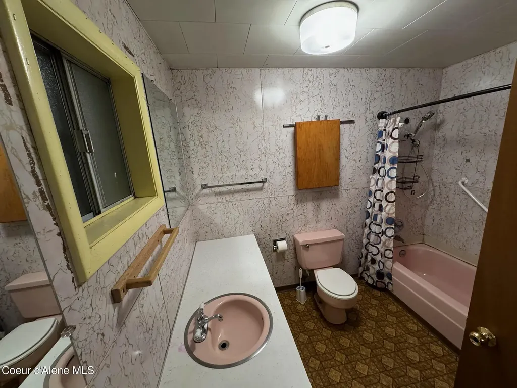 721 Hunter Street Mullan ID 83846