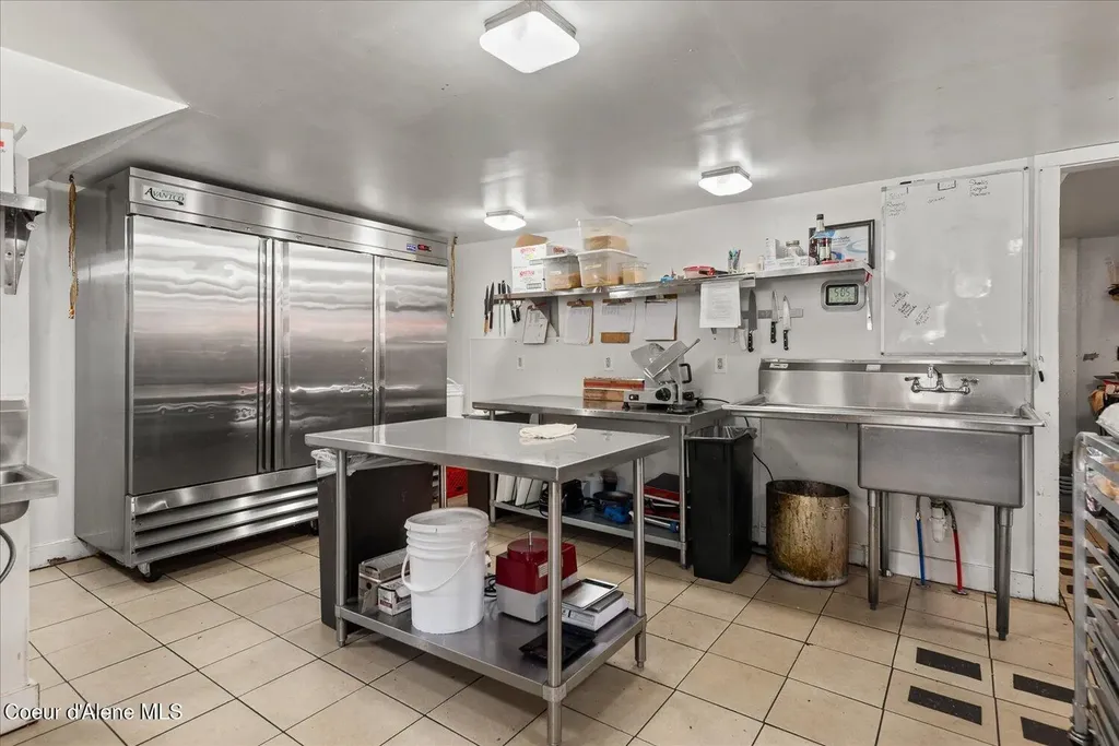 600 Cedar Street Wallace ID 83873