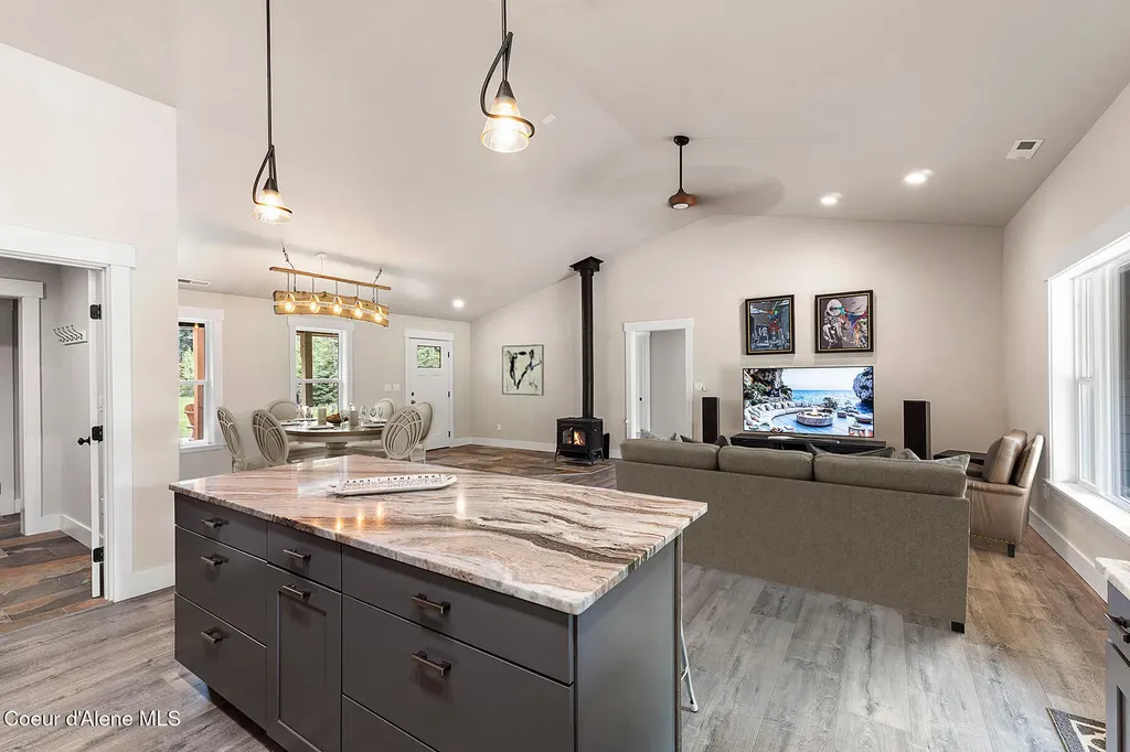 193 Grouse Road Sandpoint ID 83864