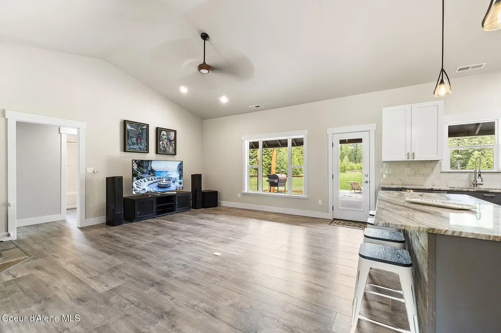 193 Grouse Road Sandpoint ID 83864