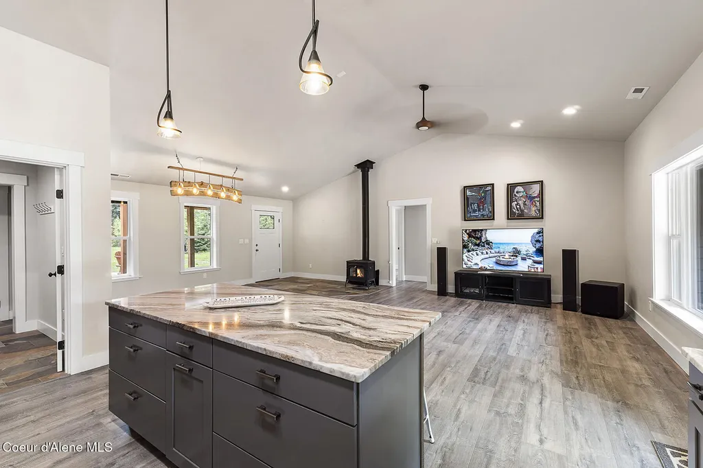 193 Grouse Road Sandpoint ID 83864