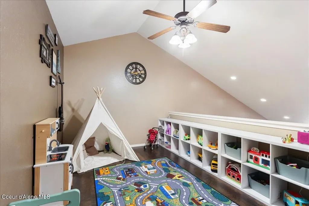 1020 Park Avenue Sandpoint ID 83864