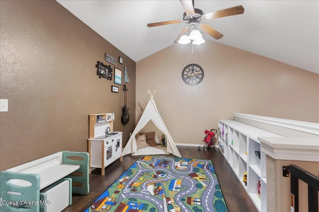 1020 Park Avenue Sandpoint ID 83864