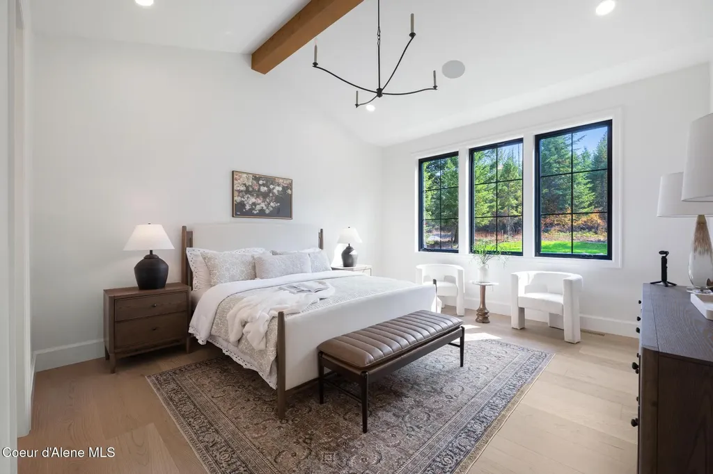 3880 E Winray Drive Hayden ID 83835