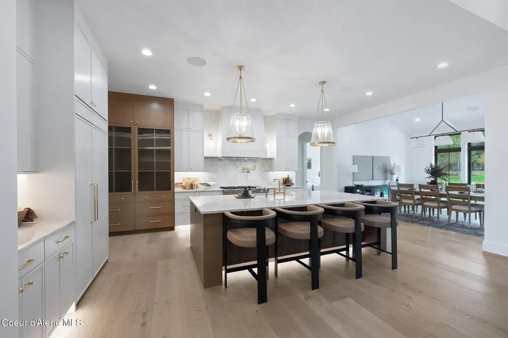 3880 E Winray Drive Hayden ID 83835