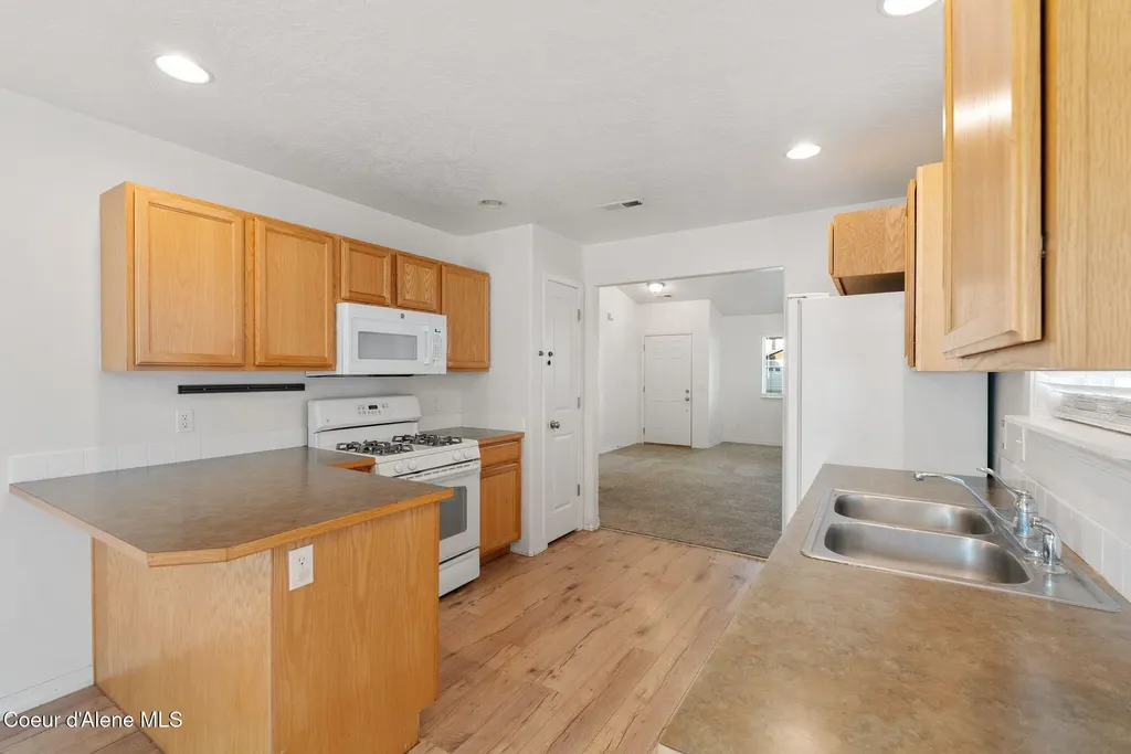 7372 N Bedford Lane Coeur D'alene ID 83815