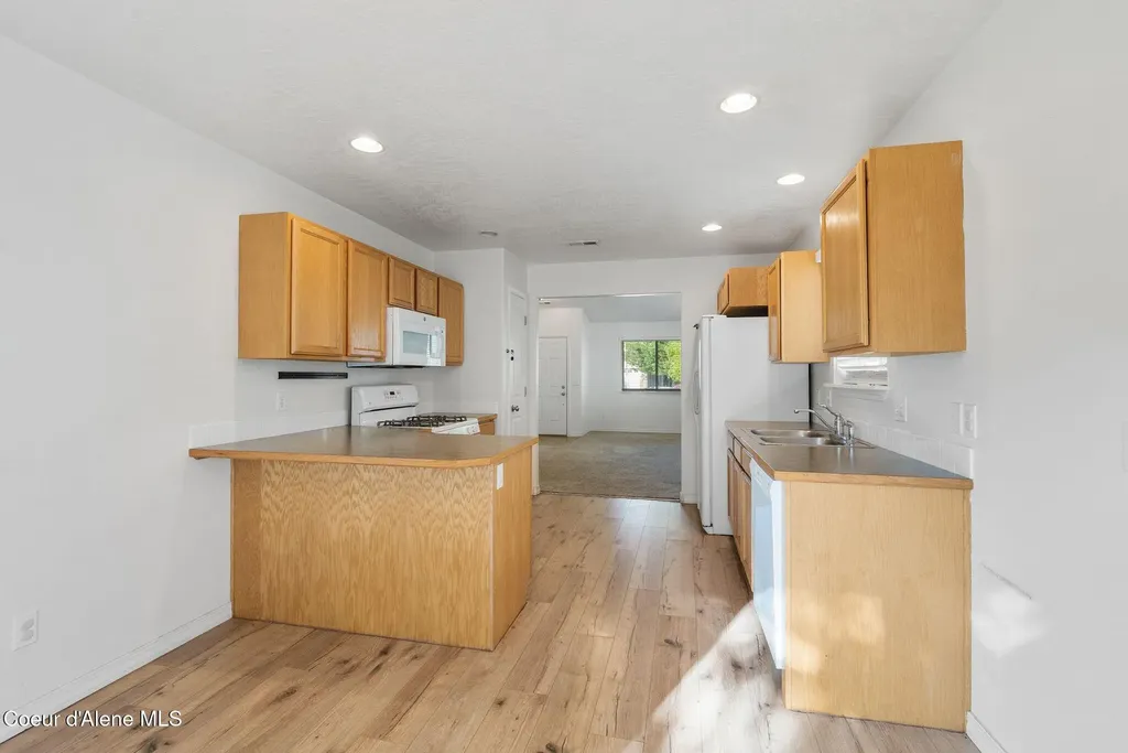 7372 N Bedford Lane Coeur D'alene ID 83815
