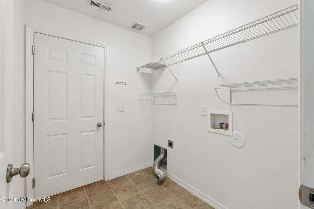 7372 N Bedford Lane Coeur D'alene ID 83815