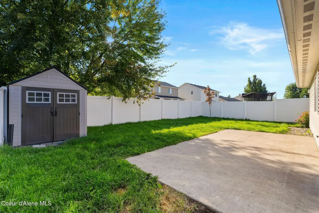 7372 N Bedford Lane Coeur D'alene ID 83815