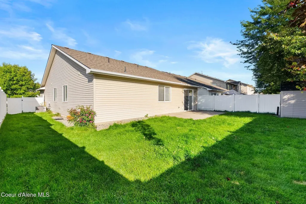 7372 N Bedford Lane Coeur D'alene ID 83815