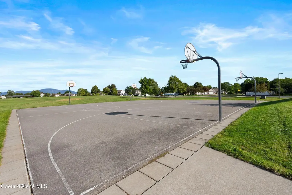 7372 N Bedford Lane Coeur D'alene ID 83815