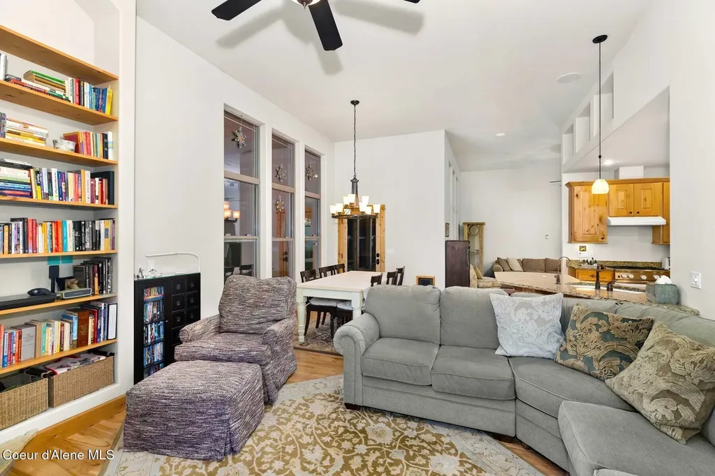 4303 Burns Court Sandpoint ID 83864