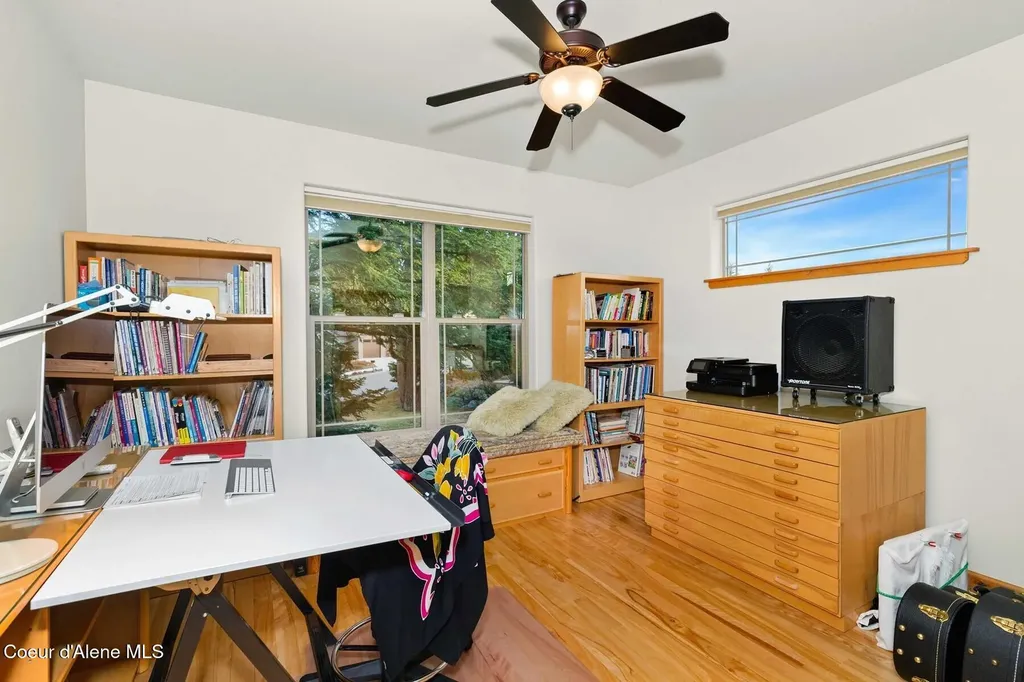 4303 Burns Court Sandpoint ID 83864