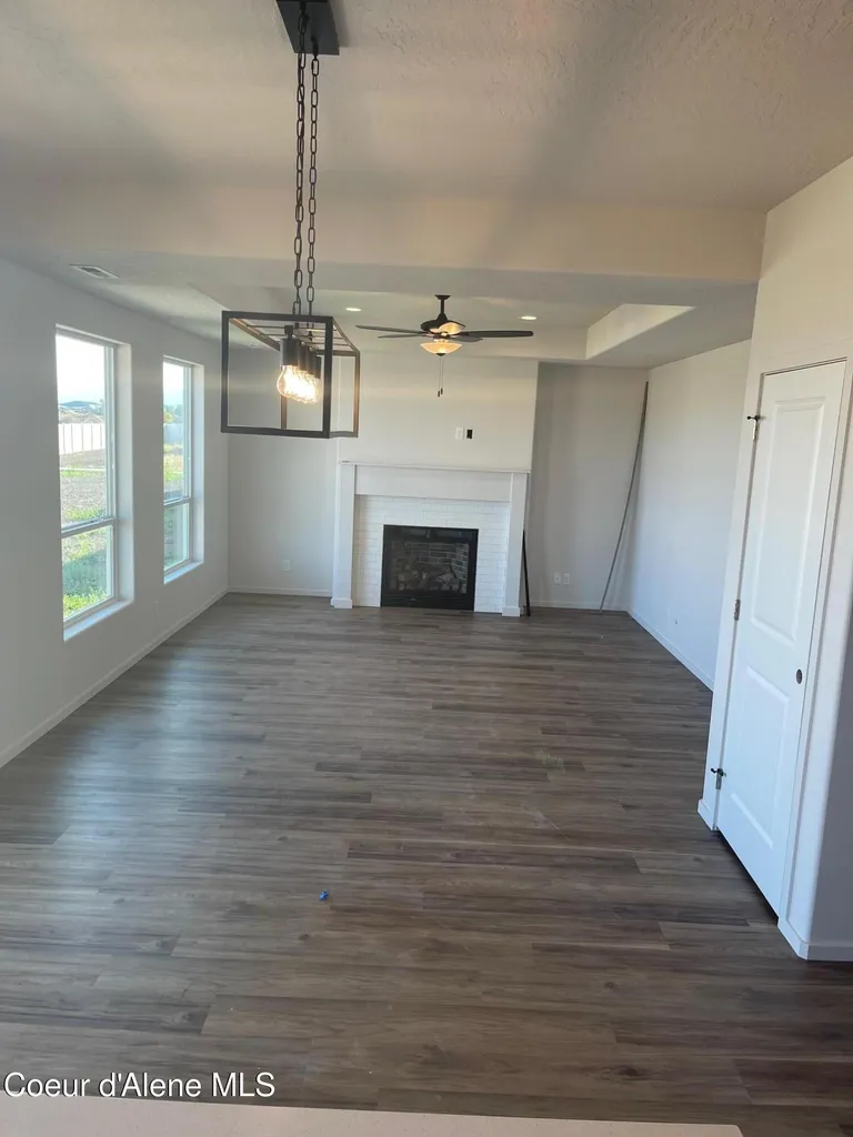 5945 Pelican Loop Rathdrum ID 83858