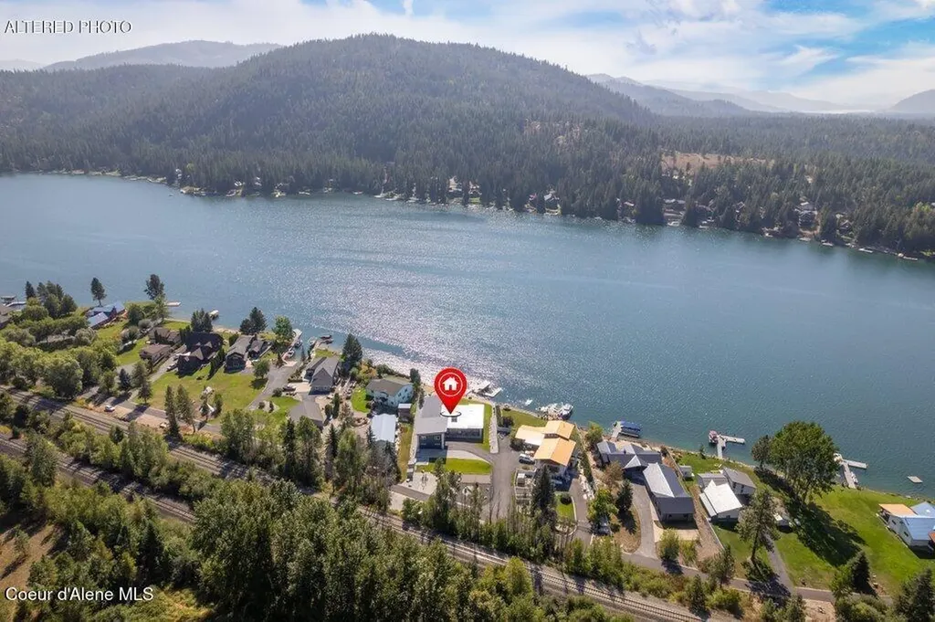 494 Snug Harbor Road Sandpoint ID 83864