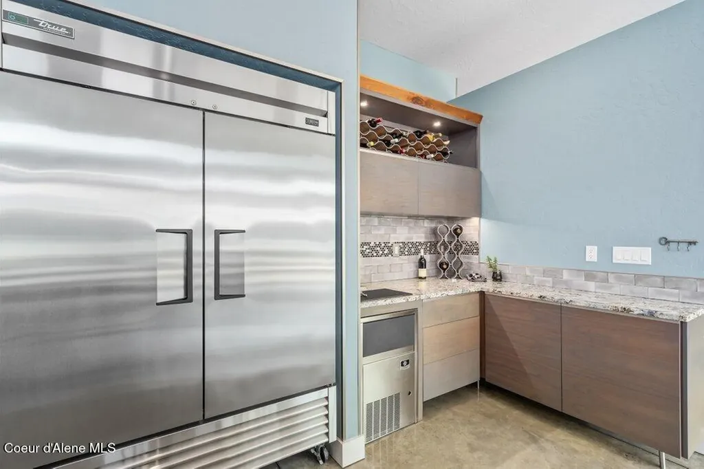 494 Snug Harbor Road Sandpoint ID 83864
