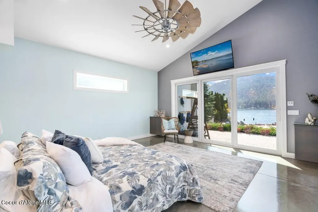 494 Snug Harbor Road Sandpoint ID 83864