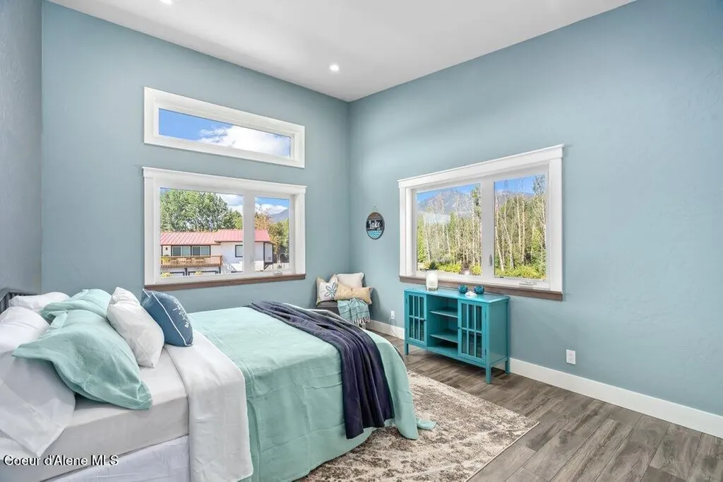 494 Snug Harbor Road Sandpoint ID 83864