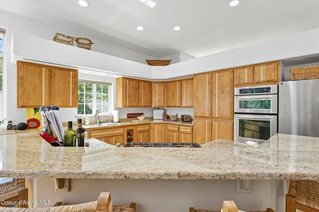 5811 E Shoreline Drive Post Falls ID 83854