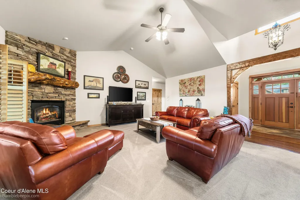 11423 N Green Tree Court Hayden ID 83835