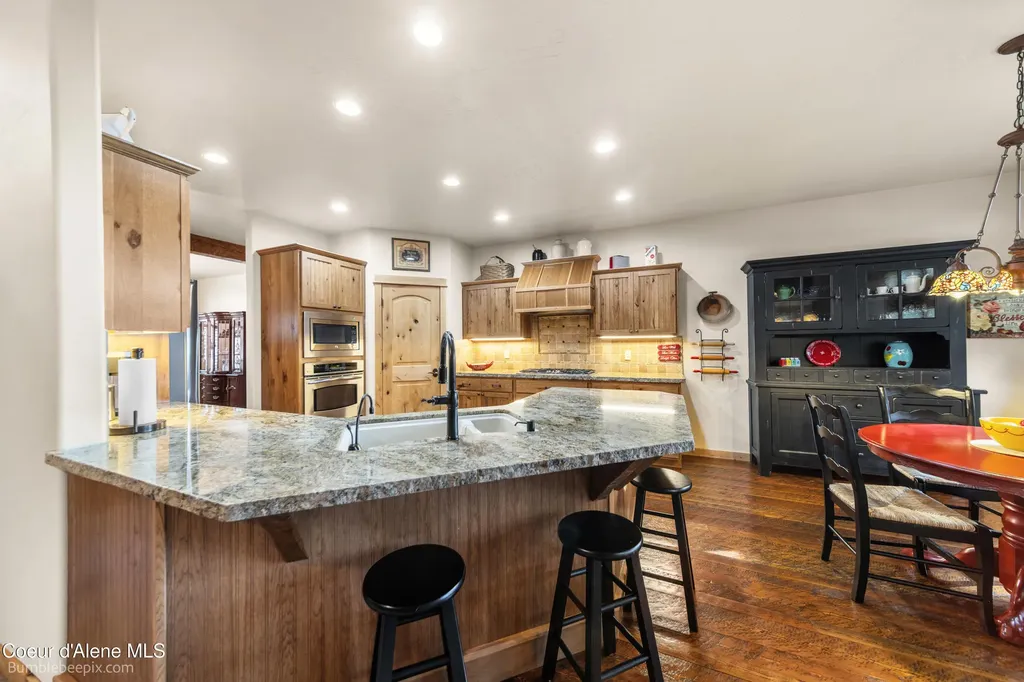 11423 N Green Tree Court Hayden ID 83835