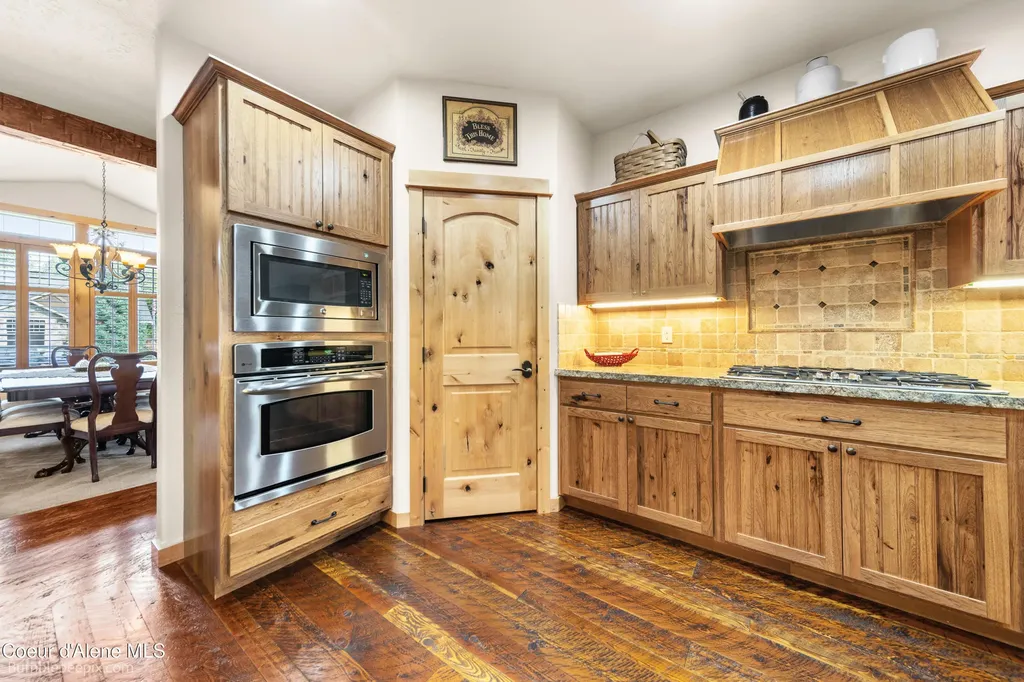 11423 N Green Tree Court Hayden ID 83835