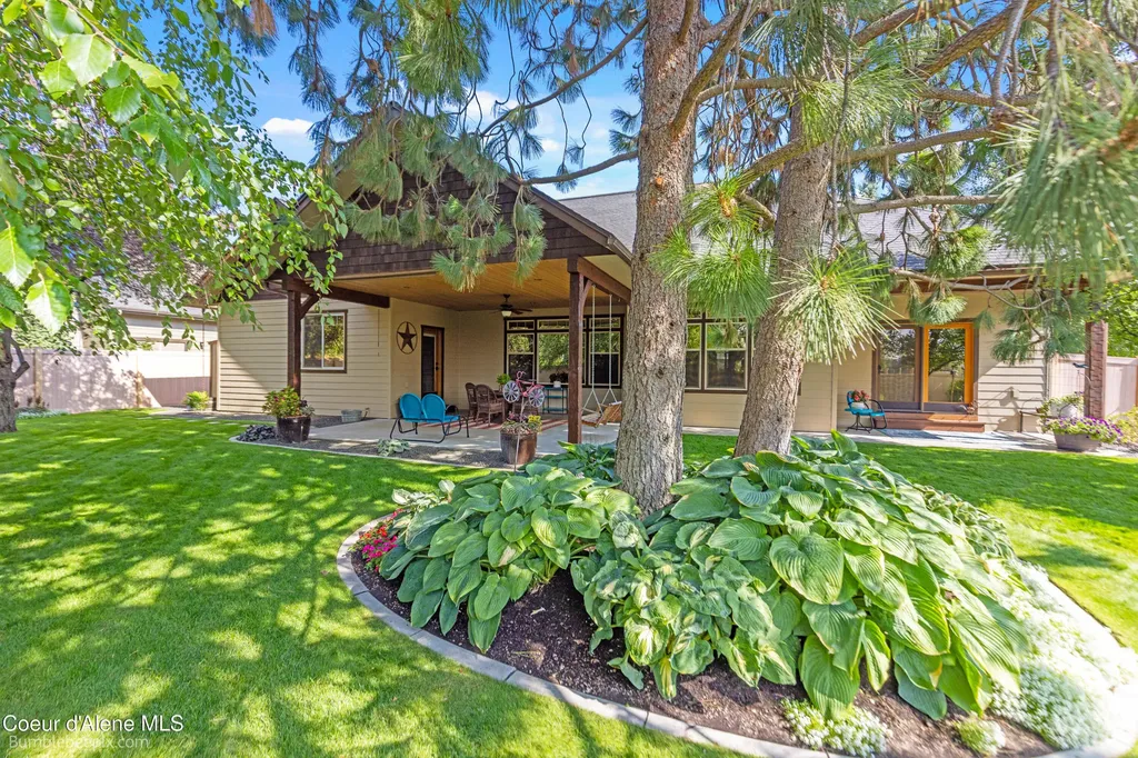 11423 N Green Tree Court Hayden ID 83835