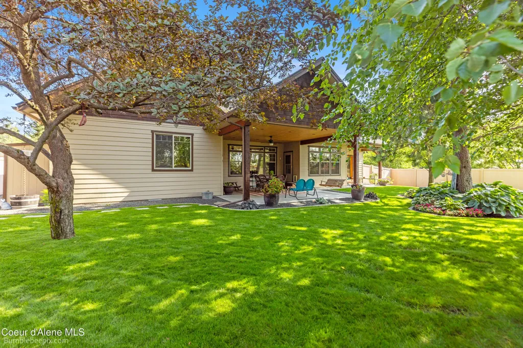 11423 N Green Tree Court Hayden ID 83835