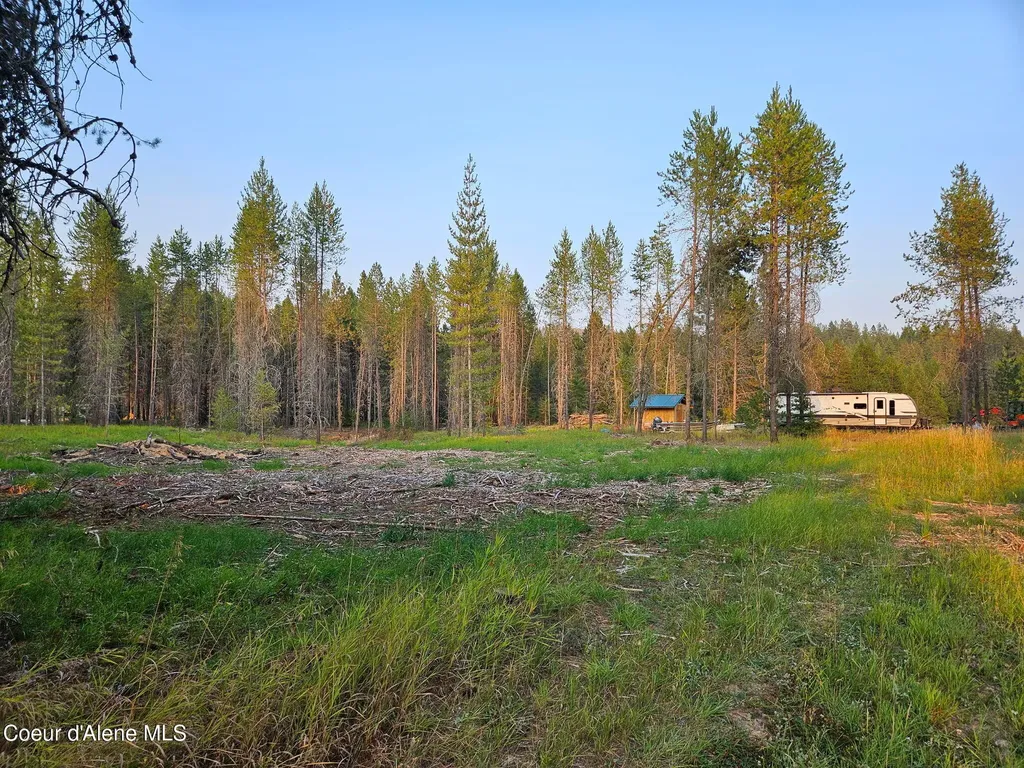 461 Bear Road Priest River ID 83856
