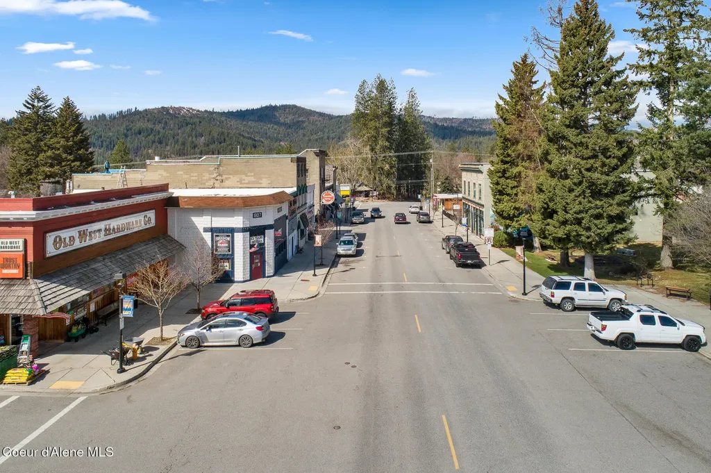 N Osprey Road Spirit Lake ID 83869