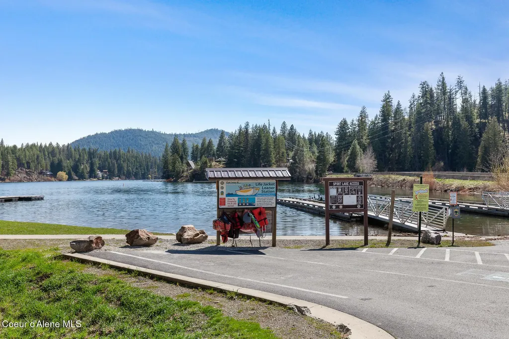 N Osprey Road Spirit Lake ID 83869
