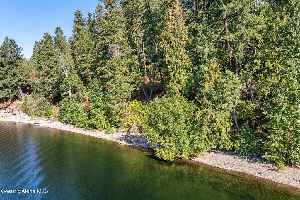 N Osprey Road Spirit Lake ID 83869