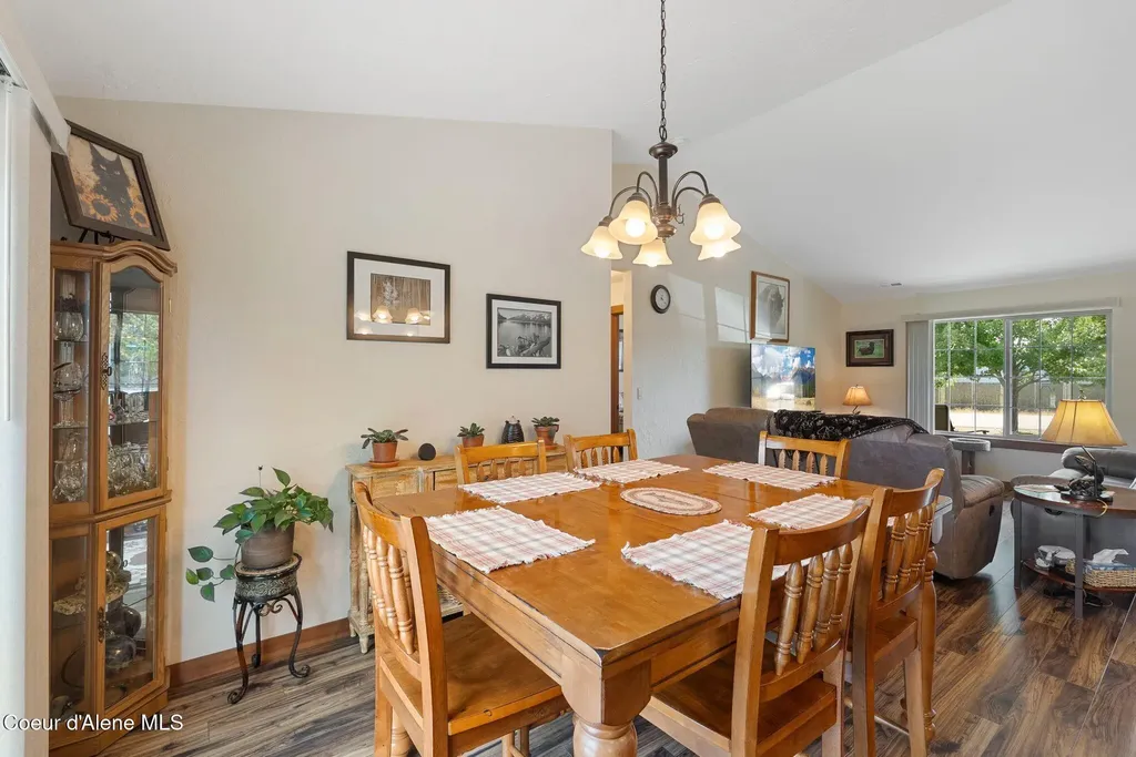 310 Seven Sisters Drive Kootenai ID 83840