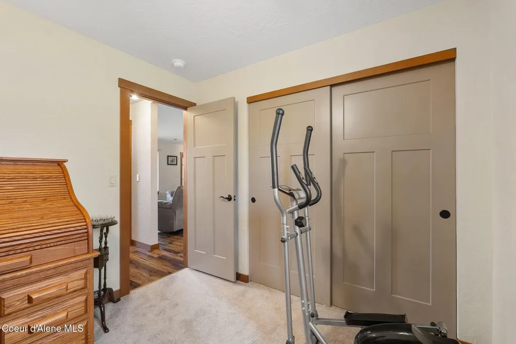 310 Seven Sisters Drive Kootenai ID 83840