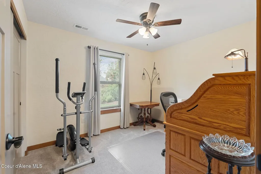 310 Seven Sisters Drive Kootenai ID 83840