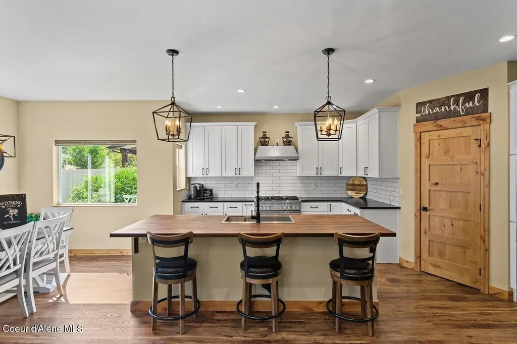 11388 N Armonia Way Hayden ID 83835