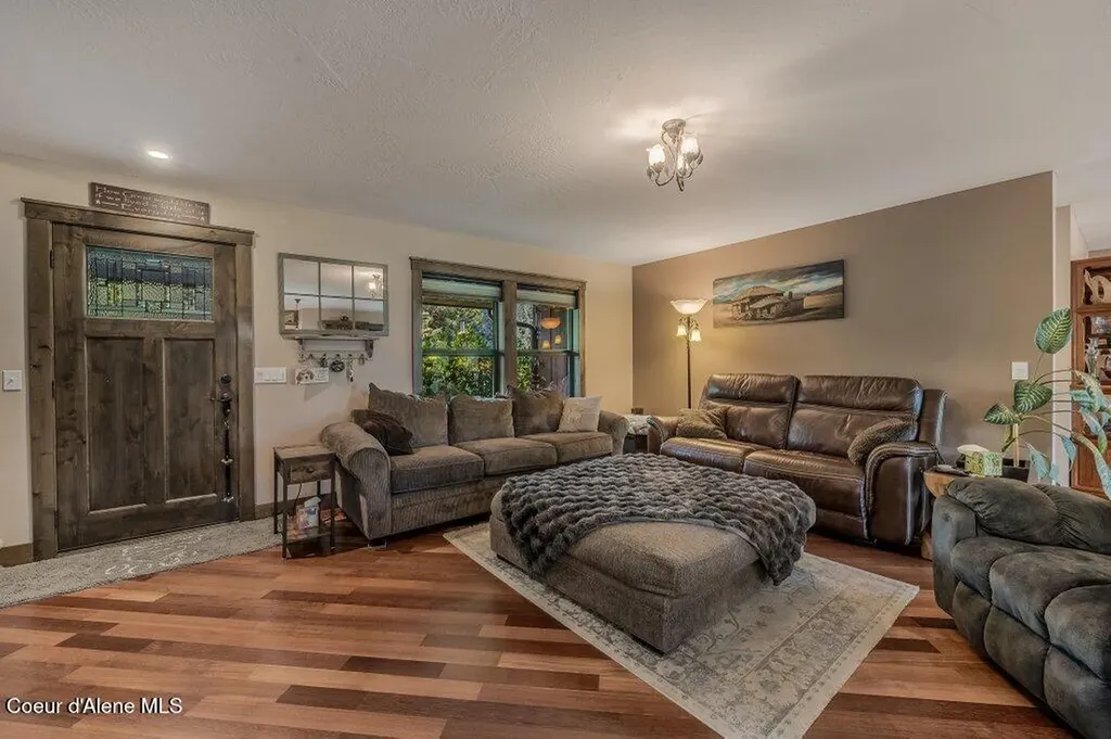 14996 W Pauline Trail Rathdrum ID 83858