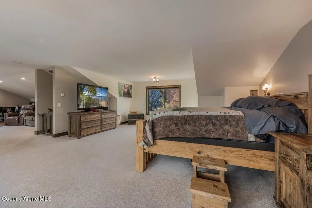 14996 W Pauline Trail Rathdrum ID 83858