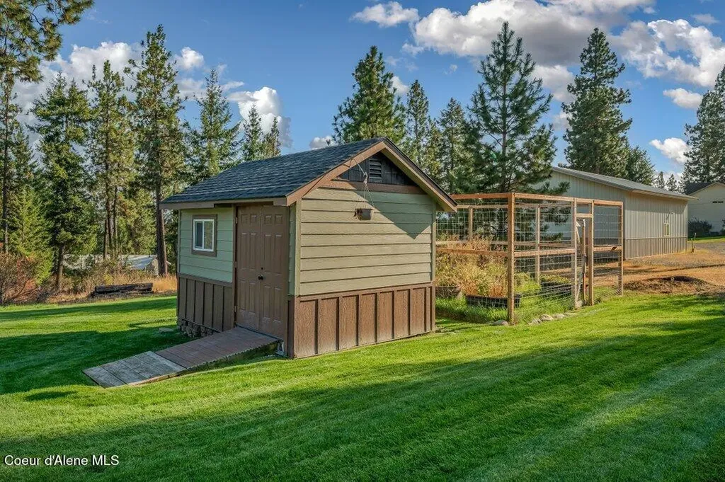 14996 W Pauline Trail Rathdrum ID 83858