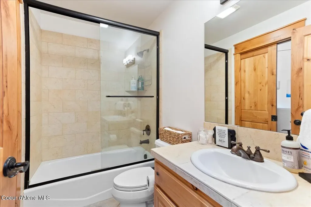 509 Becker Lane Dover ID 83825