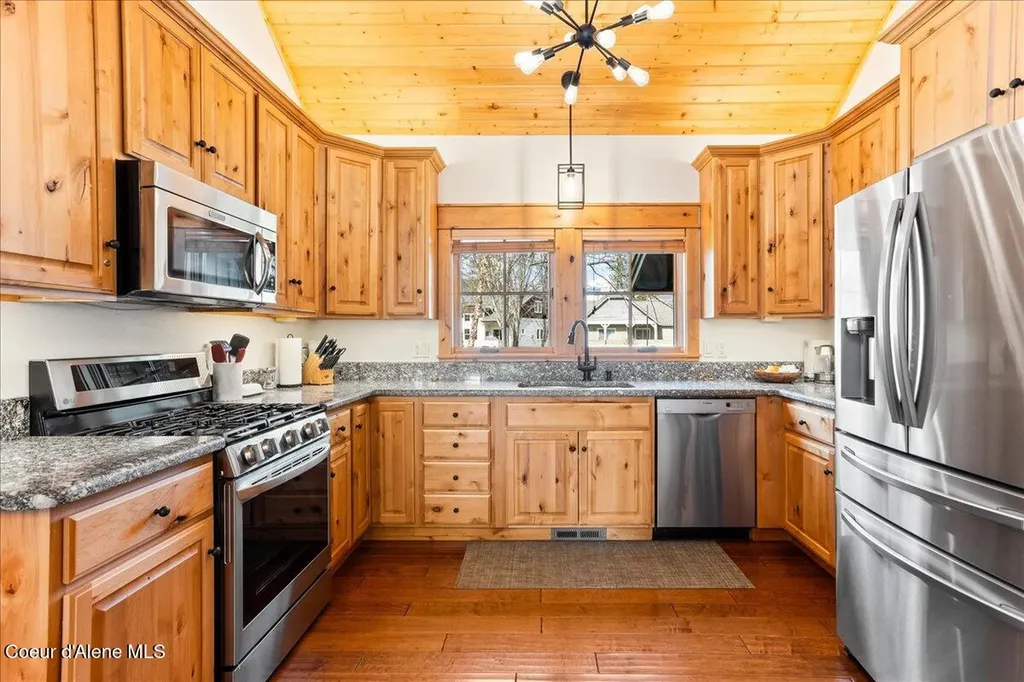 509 Becker Lane Dover ID 83825