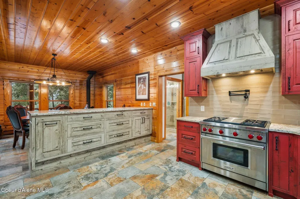 58250 Highway 200 Clark Fork ID 83811