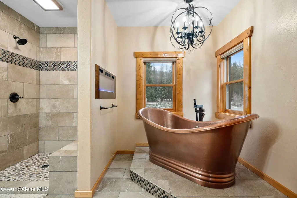 58250 Highway 200 Clark Fork ID 83811