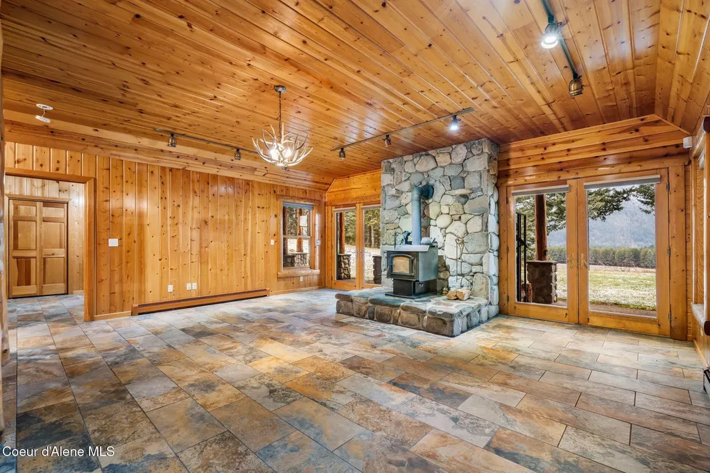 58250 Highway 200 Clark Fork ID 83811