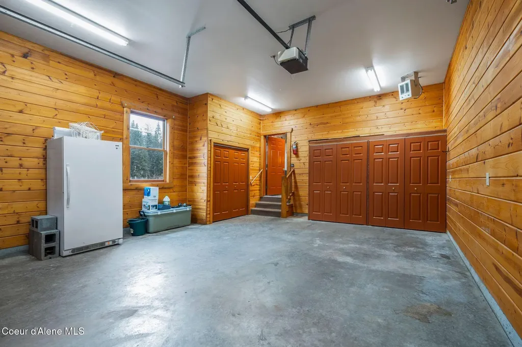 58250 Highway 200 Clark Fork ID 83811